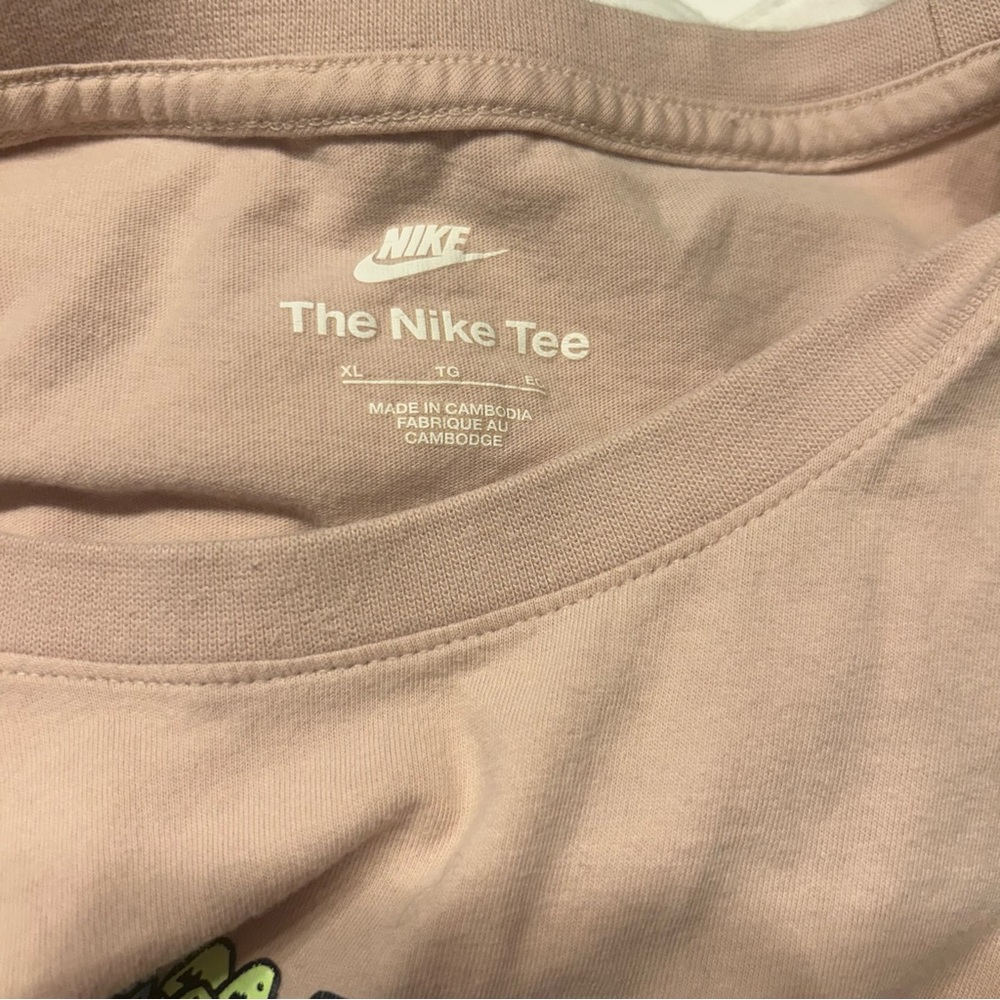 Nike Fantasy Futura Light Pink Men’s Short Sleeve T-Shirt, Size XL - Picture 5 of 6
